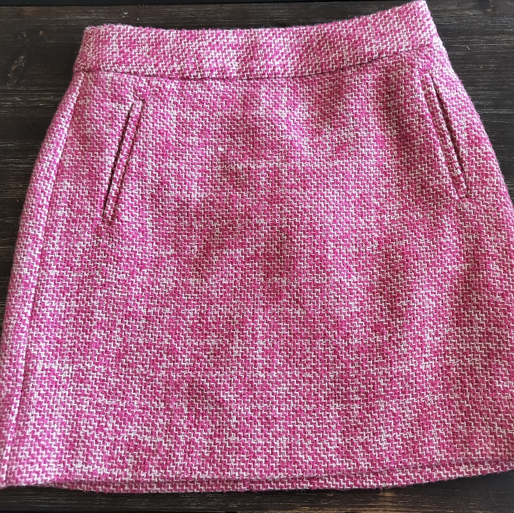 Banana Republic Pink Tweed Mini Skirt